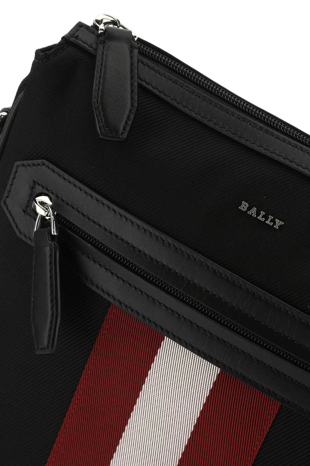 Bally Logo Detailed Zip-Up Messenger Bag