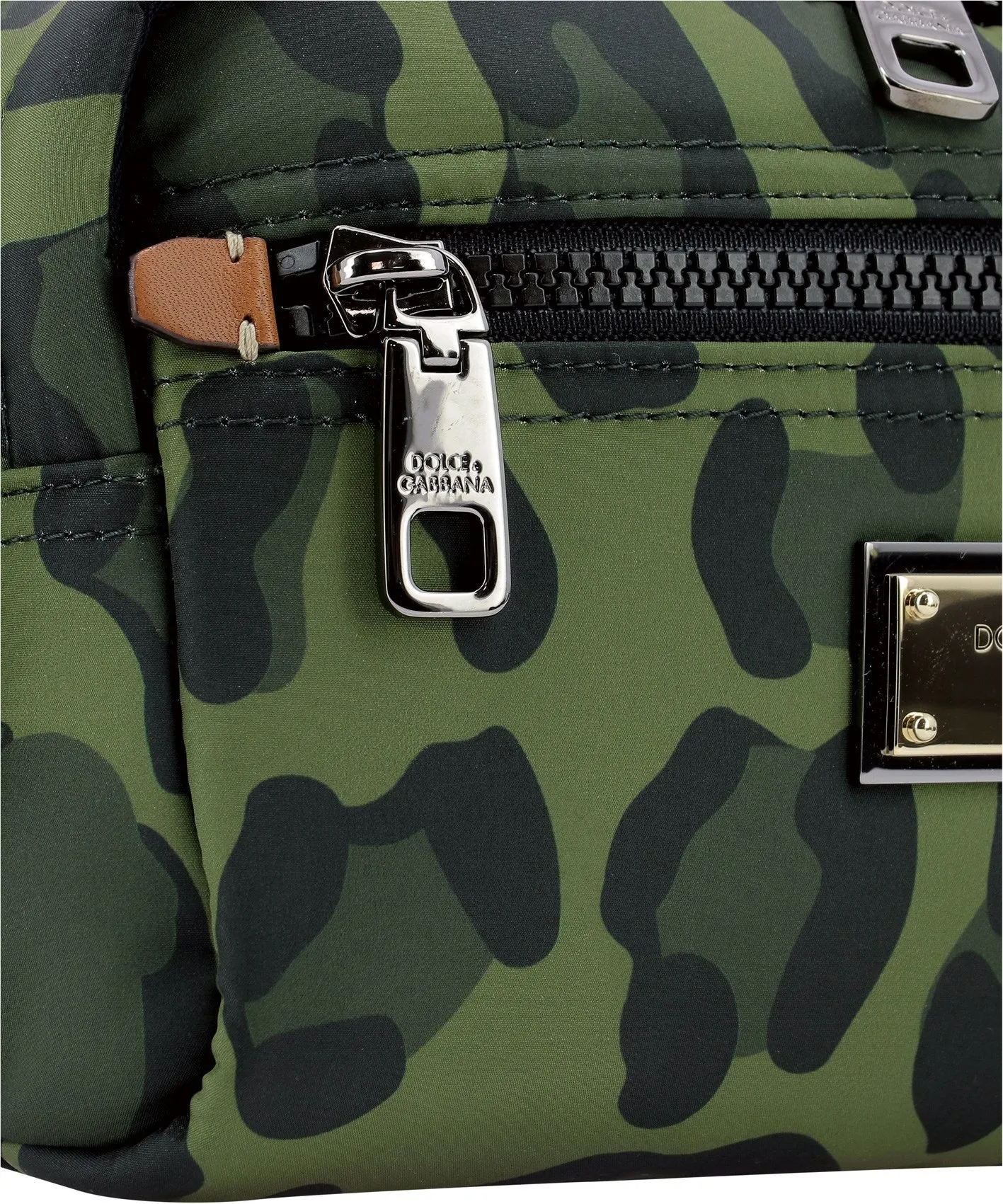 Dolce & Gabbana Leopard Printed Belt Bag