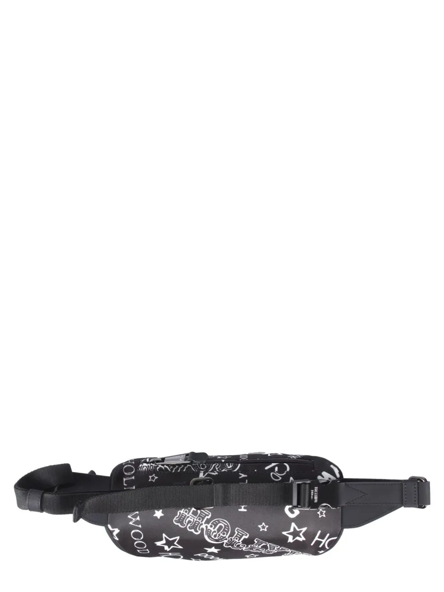 Moschino Hollywood Logo Printed Zipped Belt Bag